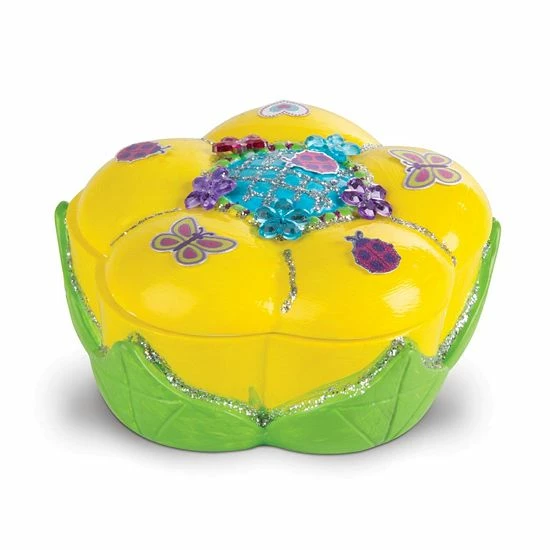 Melissa & Doug Decorate-Your-Own Favorite Things Craft Set - Image 6